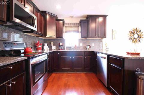 10237 Hunt Dr, Davison, MI 48423 photo 3