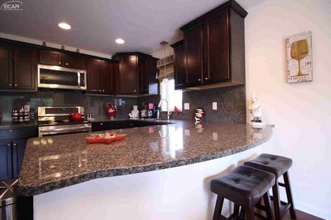 10237 Hunt Dr, Davison, MI 48423 photo 6