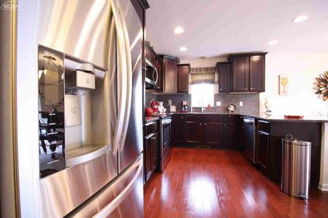 10237 Hunt Dr, Davison, MI 48423 photo 4