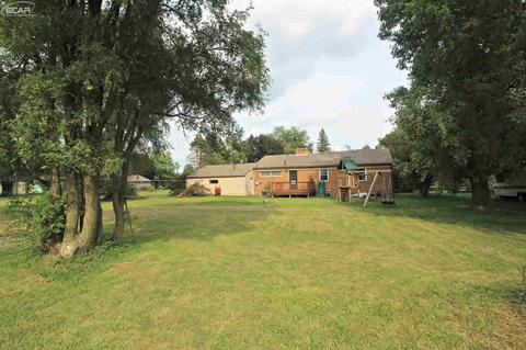1421 Van Vleet Rd, Flushing, MI 48433 photo 9