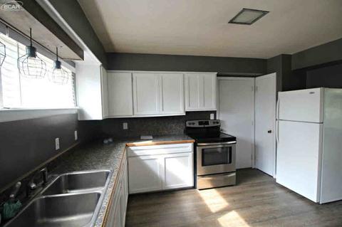 1421 Van Vleet Rd, Flushing, MI 48433 photo 5