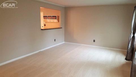 1484 Newcastle Dr, Davison, MI 48423 photo 5