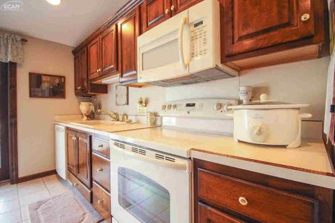 7470 E Potter Rd, Davison, MI 48423 photo 10