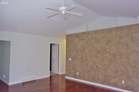6163 Myrtle Ave, Flushing, MI 48433 photo 9