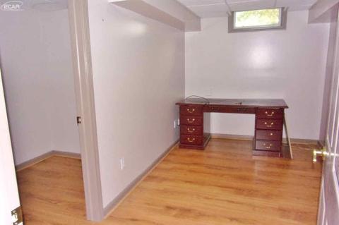 6163 Myrtle Ave, Flushing, MI 48433 photo 28