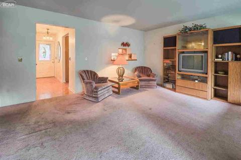3733 Norwood Dr, Flint, MI 48503 photo 7