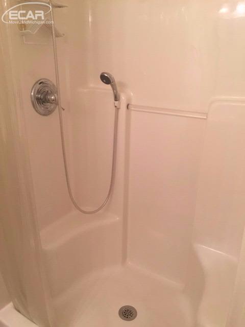 1218 Lempi Dr, Davison, MI 48423 photo 7