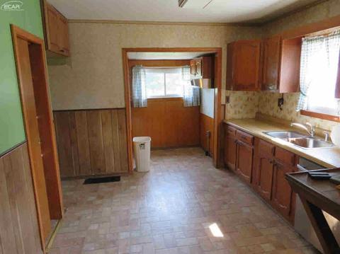 3187 S Vassar Rd, Davison, MI 48423 photo 4