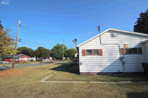 1005 Walnut St, Owosso, MI 48867 photo 9