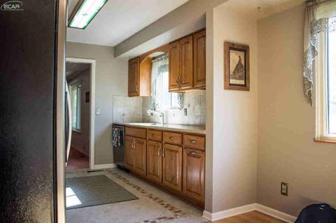 2456 E Dodge Rd, Clio, MI 48420 photo 7