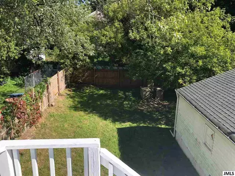 1225 S Jackson, Jackson, MI 49203 photo 6