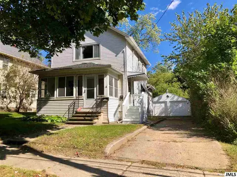 1225 S Jackson, Jackson, MI 49203 photo 1