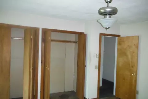 3104 E Baker, Midland, MI 48642 photo 5