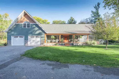 2155 N Huron, Pinconning, MI 48650 photo 1