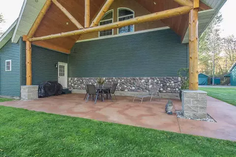 2155 N Huron, Pinconning, MI 48650 photo 33