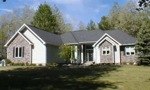 3409 M-30, Gladwin, MI 48624 photo 1