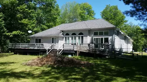 3409 M-30, Gladwin, MI 48624 photo 4
