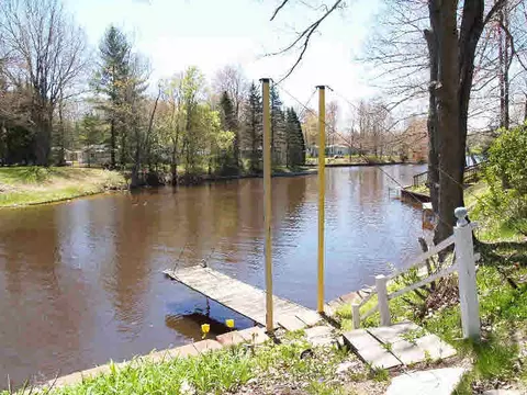 781 Orbe, Gladwin, MI 48624 photo 11