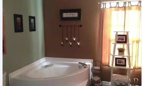 151 N Baldwin, Owosso, MI 48867 photo 3
