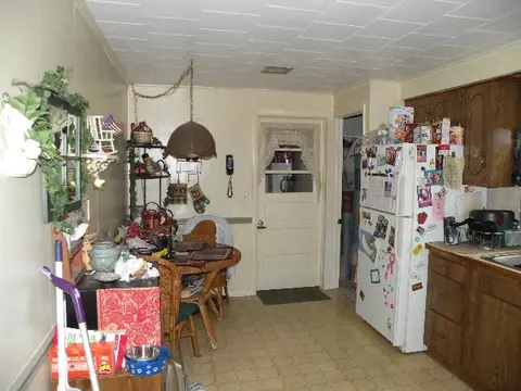 313 N Cedar, Owosso, MI 48867 photo 2
