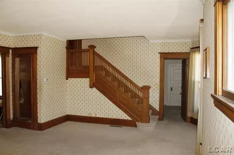 623 N Broad, Adrian, MI 49286 photo 3