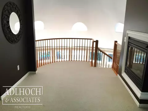 565 Hampton, Grosse Pointe Woods, MI 48236 photo 22