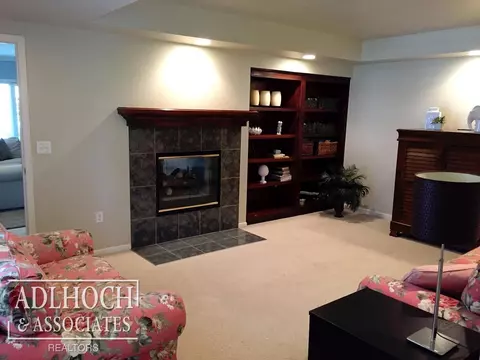 565 Hampton, Grosse Pointe Woods, MI 48236 photo 7