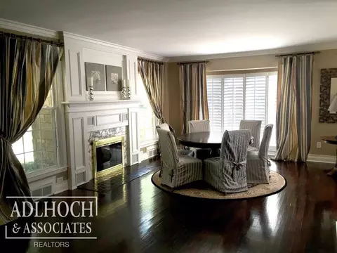 565 Hampton, Grosse Pointe Woods, MI 48236 photo 4