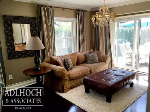 565 Hampton, Grosse Pointe Woods, MI 48236 photo 13