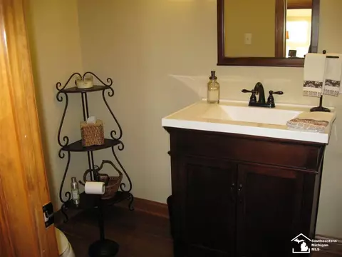 3889 E Dunbar, Monroe, MI 48161 photo 23