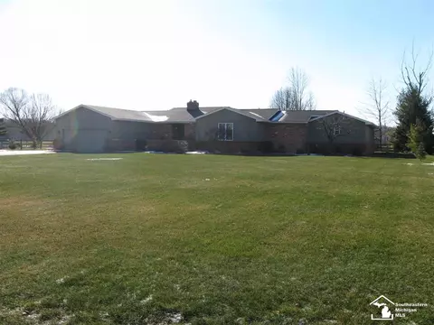 3889 E Dunbar, Monroe, MI 48161 photo 1