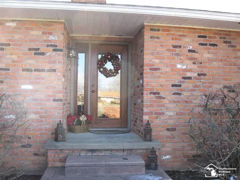 3889 E Dunbar, Monroe, MI 48161 photo 3