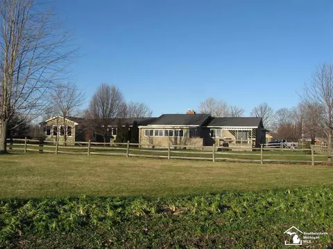 3889 E Dunbar, Monroe, MI 48161 photo 8