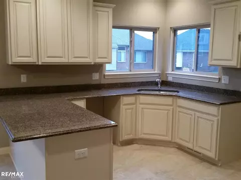 17531 Eider, Clinton Township, MI 48038 photo 8