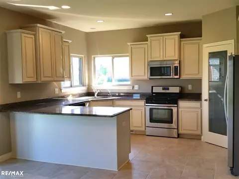 17531 Eider, Clinton Township, MI 48038 photo 7