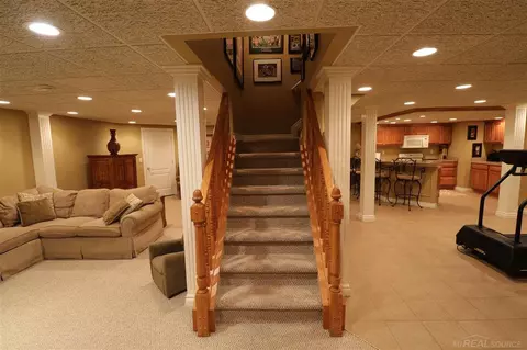 47870 Lamplighter, Macomb, MI 48044 photo 21