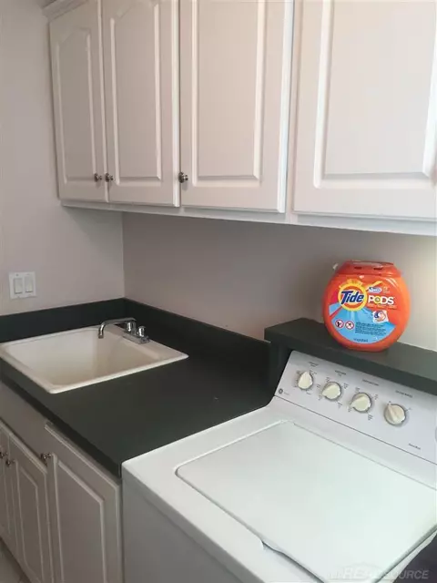 47870 Lamplighter, Macomb, MI 48044 photo 12