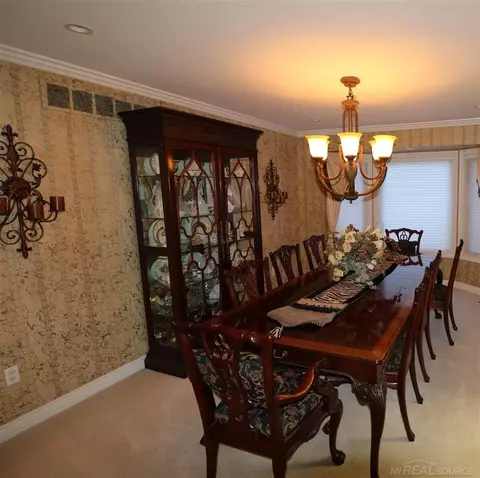 47870 Lamplighter, Macomb, MI 48044 photo 6