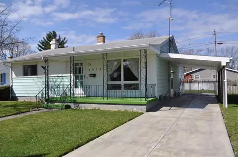 1013 Dingwall, Owosso, MI 48867 photo 1
