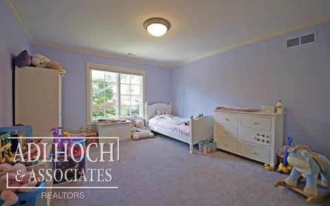 191 Lothrop, Grosse Pointe Farms, MI 48236 photo 25