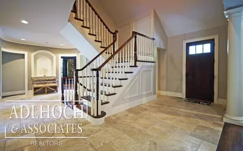 191 Lothrop, Grosse Pointe Farms, MI 48236 photo 6