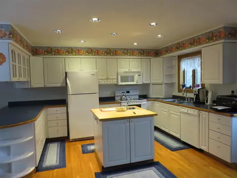 9777 Fenner, Perry, MI 48872 photo 5