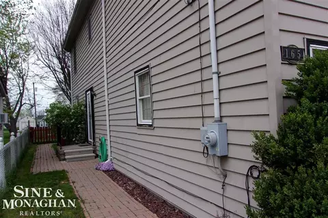 165 Kenyon, Algonac, MI 48001 photo 2