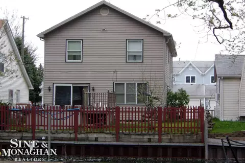 165 Kenyon, Algonac, MI 48001 photo 3