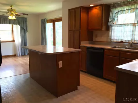 5756 Hunt, Adrian, MI 49221 photo 11