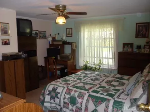 6424 Townsend, Applegate, MI 48401 photo 3