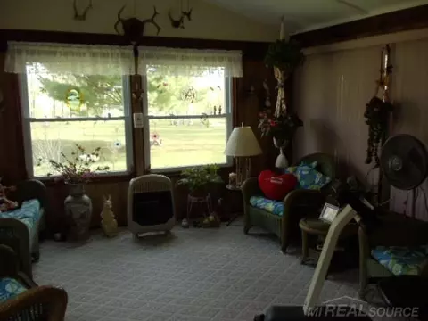 6424 Townsend, Applegate, MI 48401 photo 4