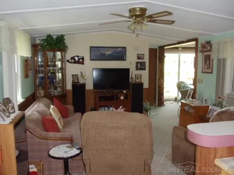 6424 Townsend, Applegate, MI 48401 photo 7