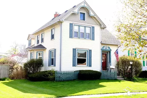 318 E 4th, Monroe, MI 48161 photo 3