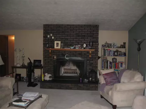 4868 Apache, Owosso, MI 48867 photo 5